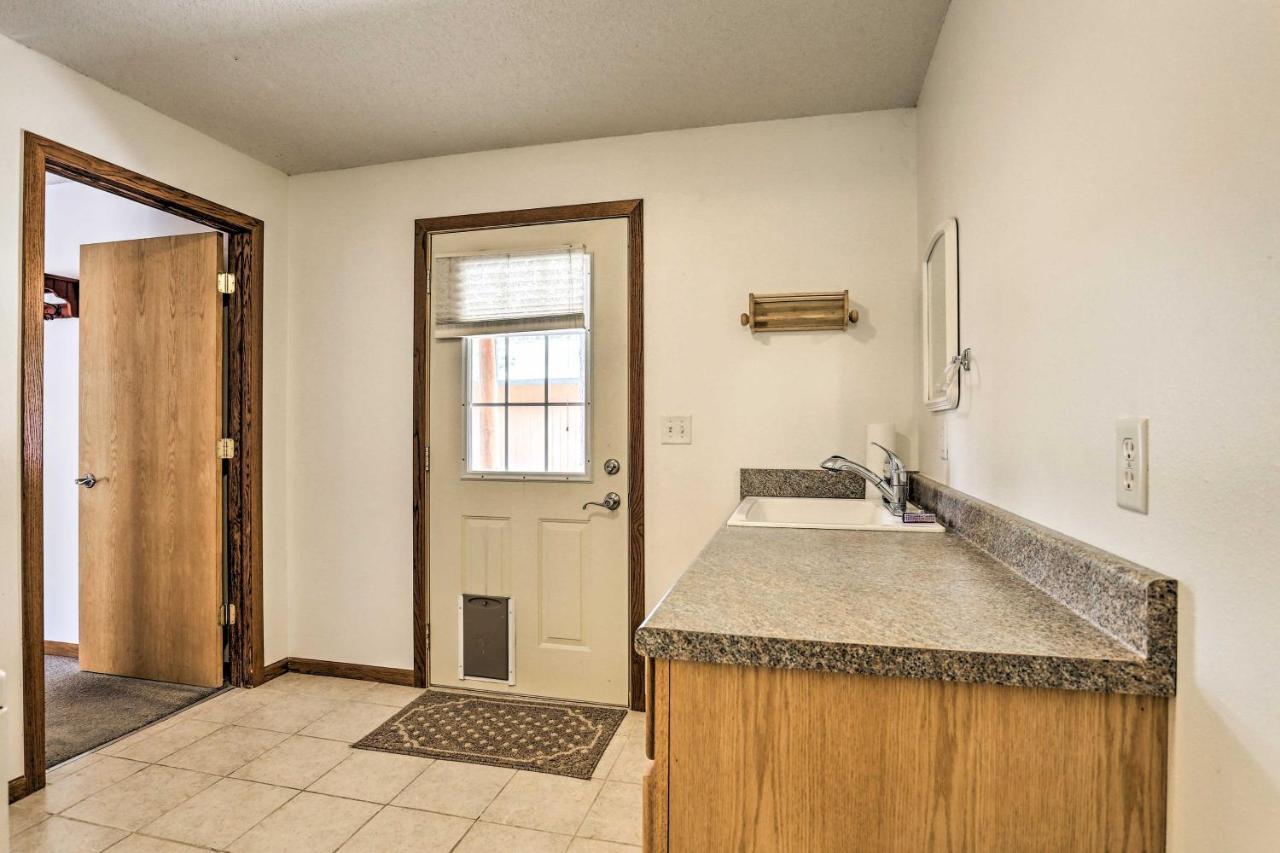 Private Black Hills Home With Corral Horses Welcome كاستر المظهر الخارجي الصورة