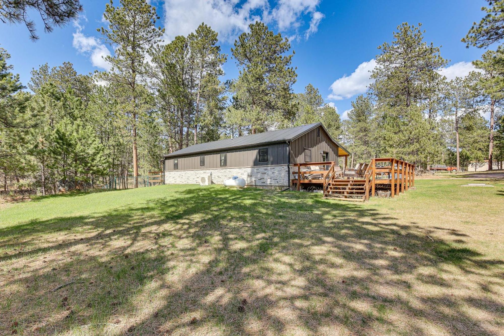 Private Black Hills Home With Corral Horses Welcome كاستر المظهر الخارجي الصورة