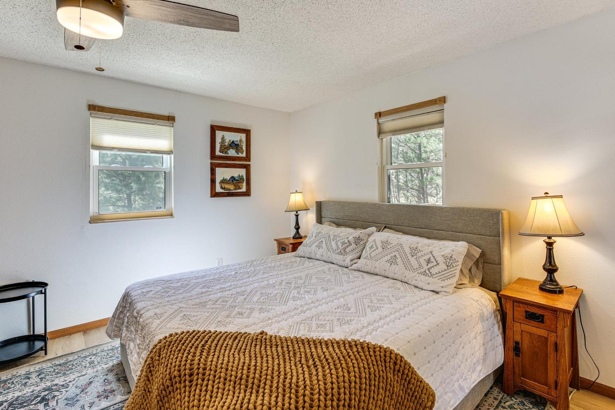 Private Black Hills Home With Corral Horses Welcome كاستر المظهر الخارجي الصورة